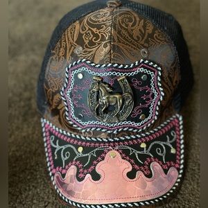 Country trucker style hat